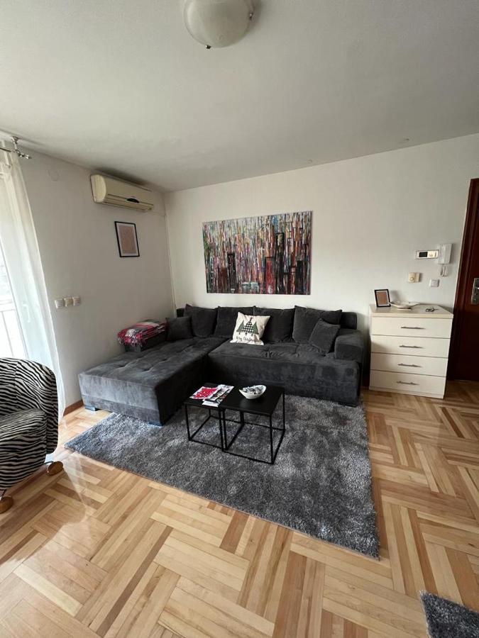Apartman West - Private Parking Place Zagreb Ngoại thất bức ảnh