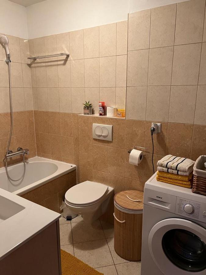 Apartman West - Private Parking Place Zagreb Ngoại thất bức ảnh