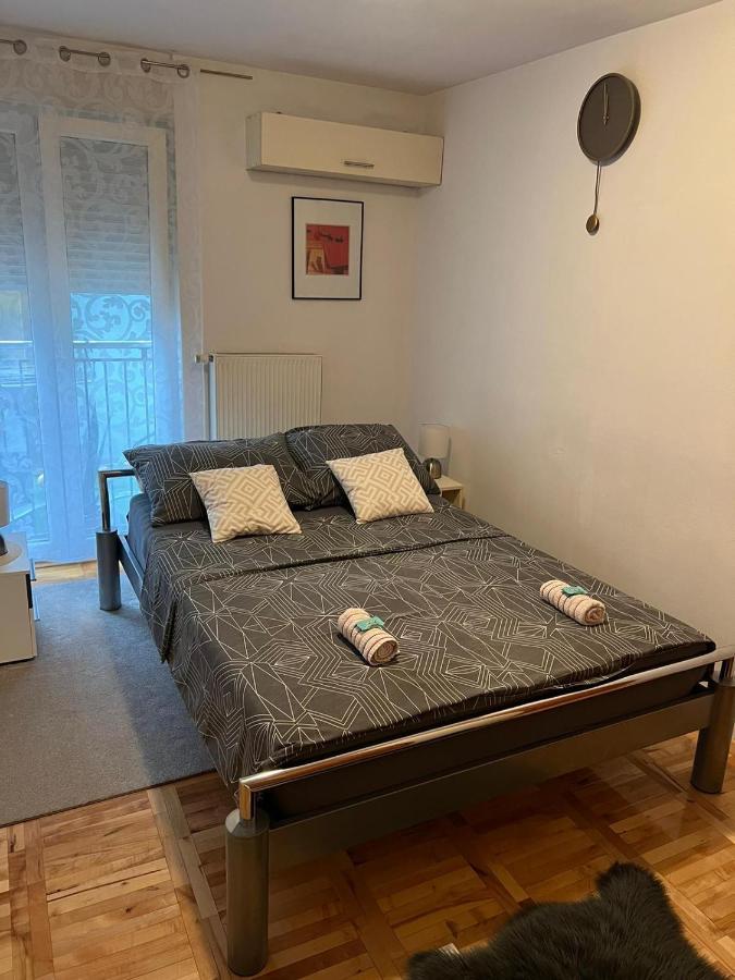 Apartman West - Private Parking Place Zagreb Ngoại thất bức ảnh